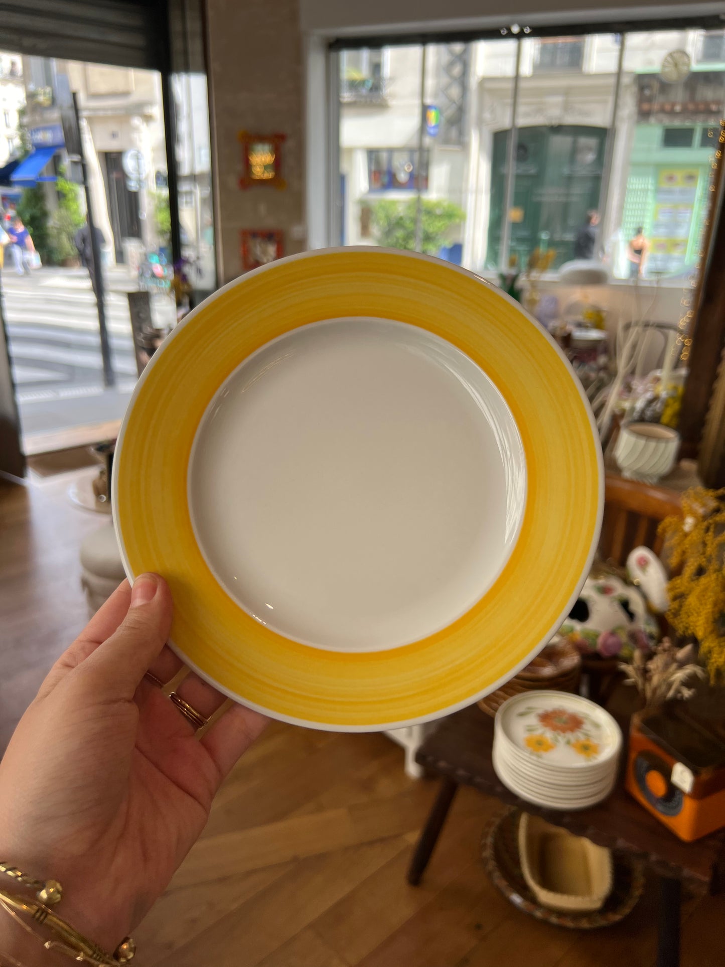 Assiette dessert porcelaine jaune blanche vintage