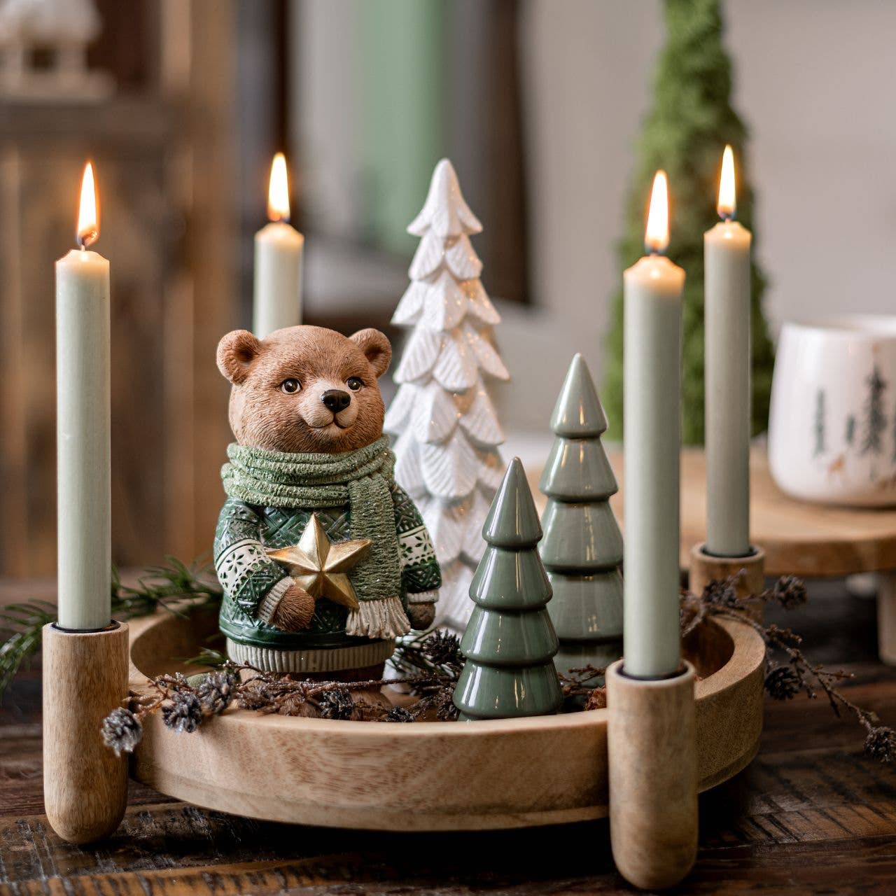 Bougie cylindrique sauge teintée dans la masse Ø 2x18 cm Durée de combustion env. 8 heures.