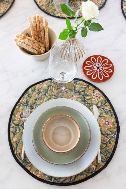 Sets de table ronds reversibles coton matelassé Block Print: Vert