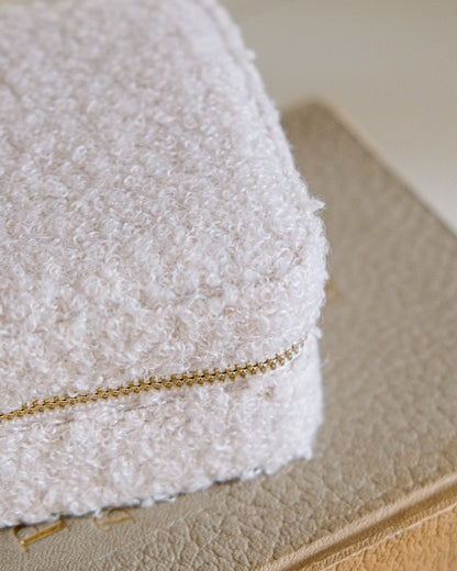 Boîte à bijoux de voyage Corinne en moumoute - blanc