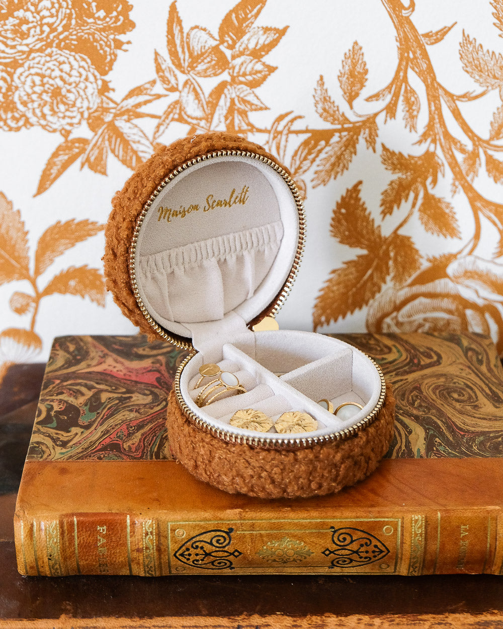 Boîte à bijoux de voyage Yvonne en moumoute - camel