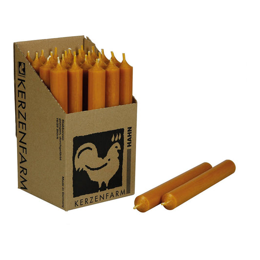 Bougie conique naturelle teintée dans la masse Ø 2x18 cm Durée de combustion env. 8 heures.