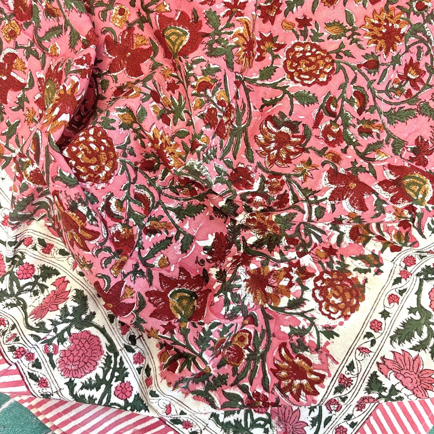 Nappe carrée blockprint Pink Summer 150x150