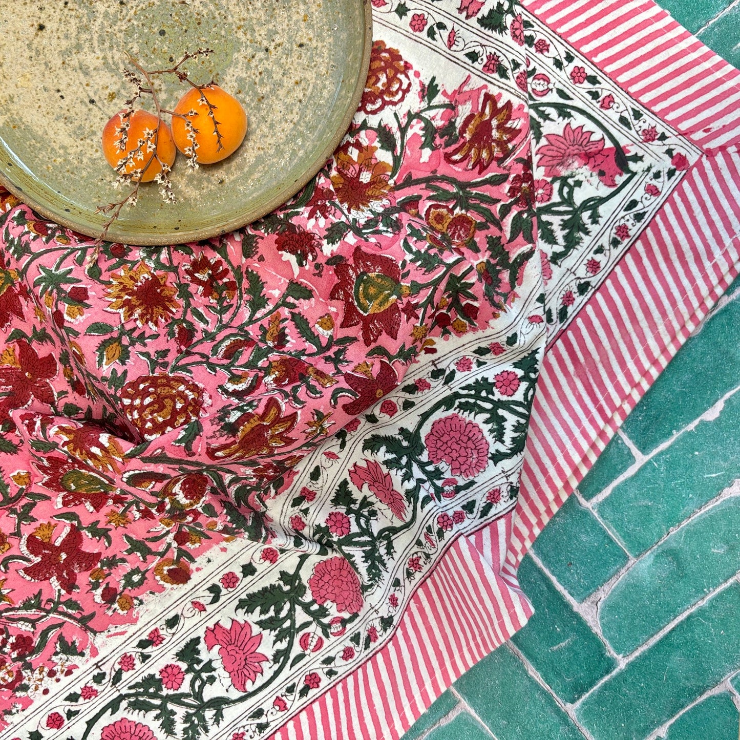 Nappe carrée blockprint Pink Summer 150x150